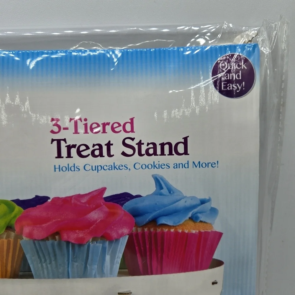 Baked with Love 3 Tiered Treat Cupcake Stand